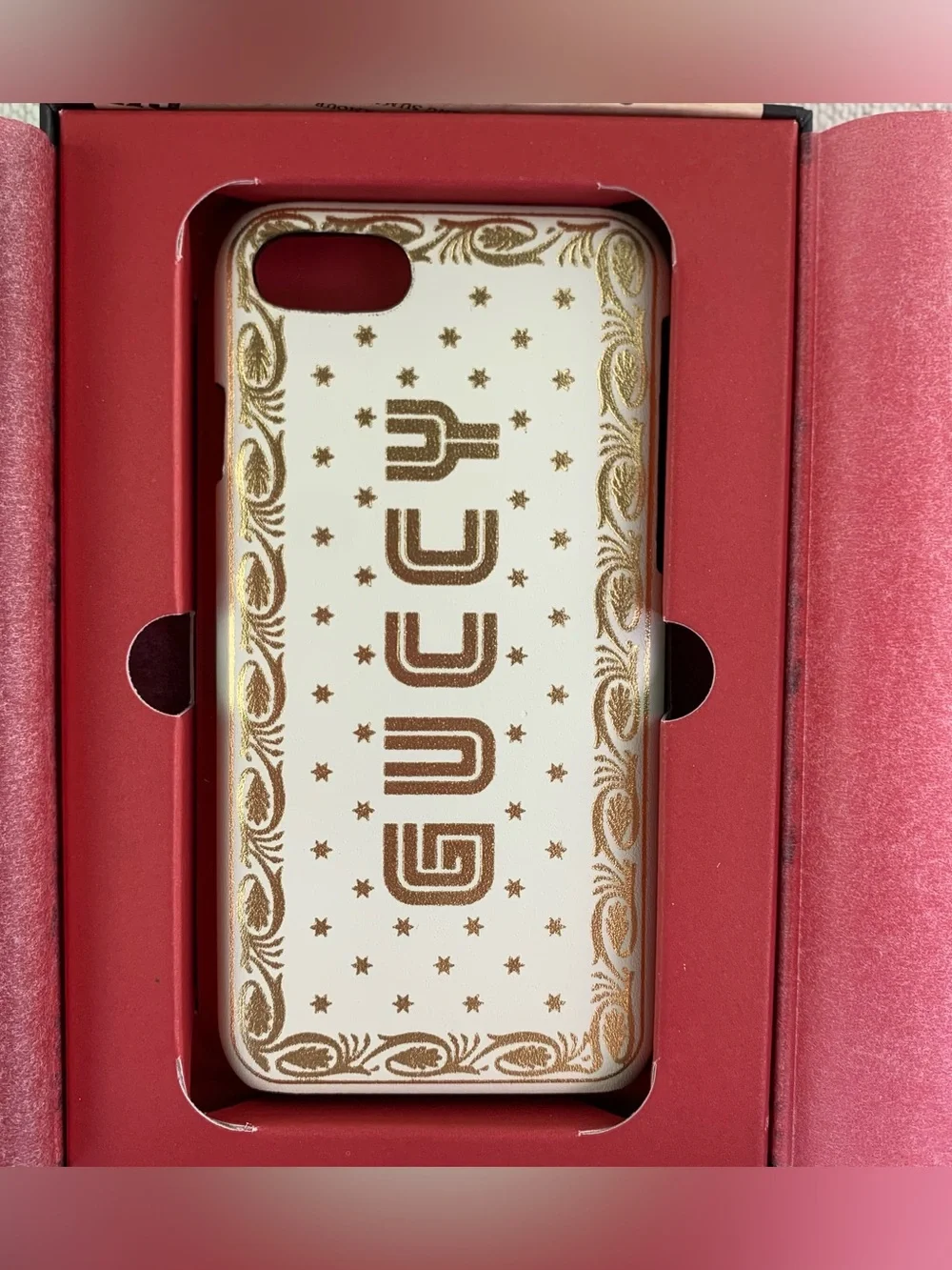 Gucci New Cream & Gold Signature Logo GUCCY iPhone 7 Case